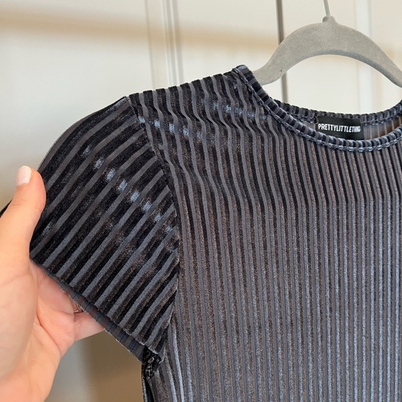 Velvet Ribbed Split MIDI Dress - Picture 3 of 3